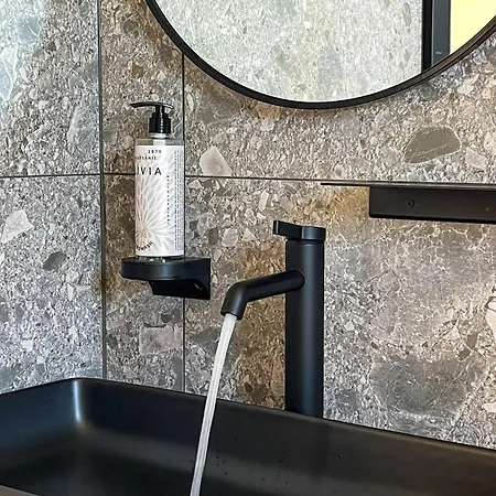 Hotel Adore 3*